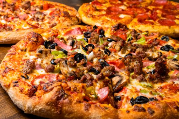 Ultimate Supreme Pizza with Meats & Fresh Veggies