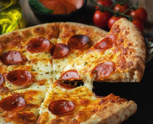 Cheesy Pull-Apart Pepperoni Pizza with Stretchy Mozzarella